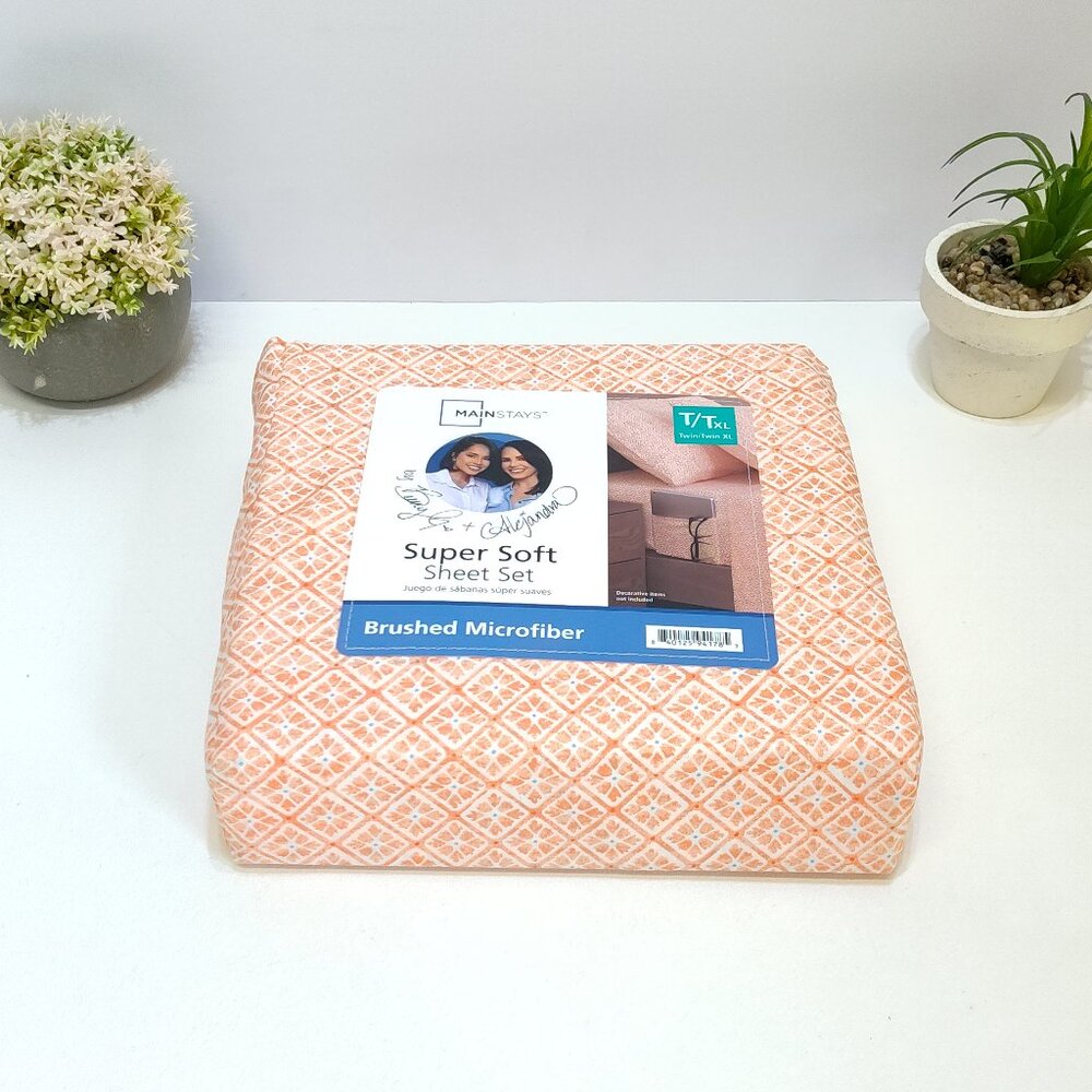 Mainstays Brushed Microfiber Super Soft Twin/XL Sheet Set Orange Diamond Design